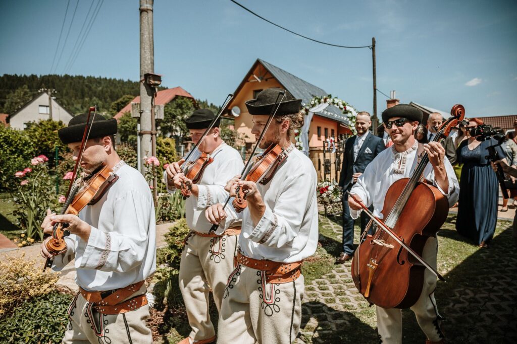 Svadobný fotograf Orava a Kysuce – autentické a nadčasové spomienky